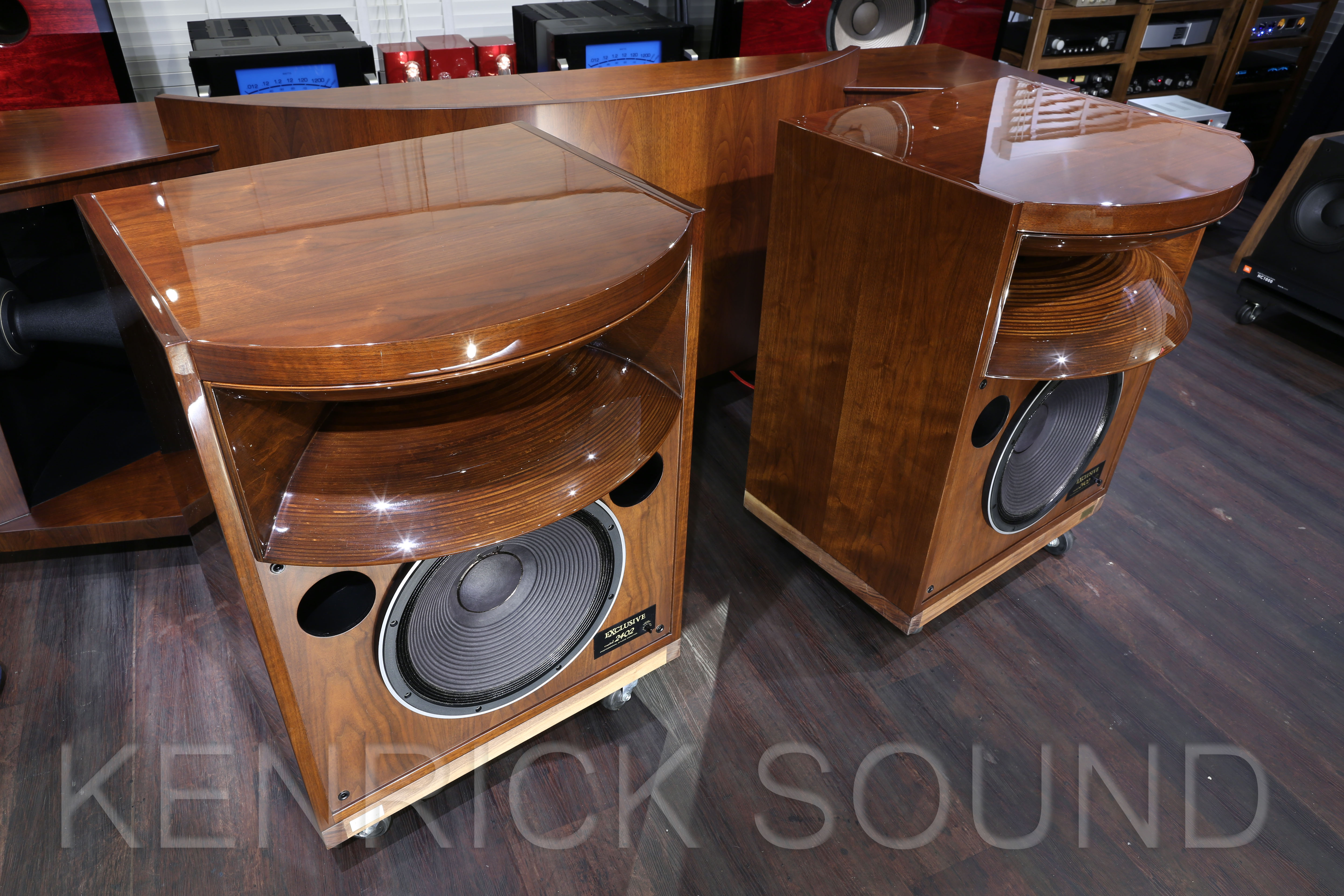 PIONEER EXCLUSIVE model 2402 新品ウォールナットピアノ塗装