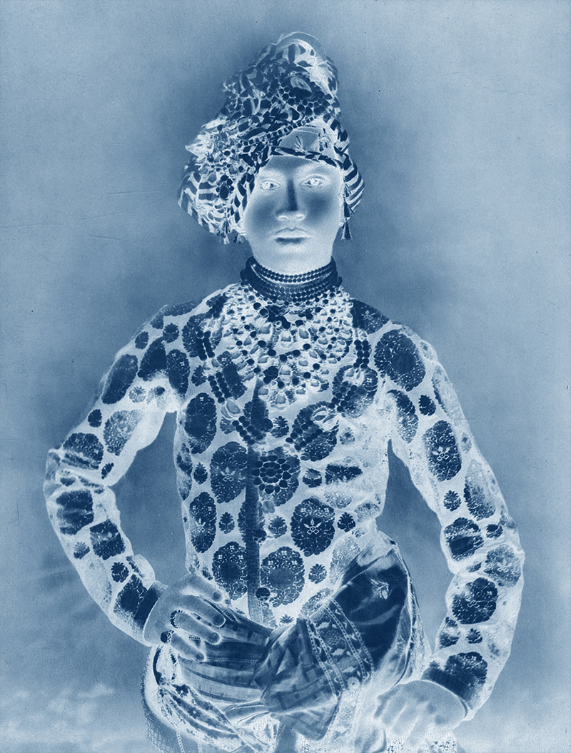 works 17 negatives | Thomas Ruff