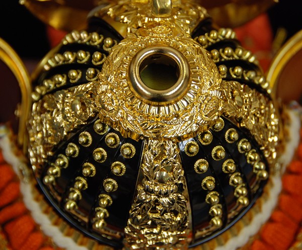 龍玉作 18号本金箔押 兜飾