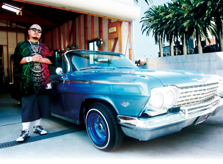 チカーノ・ラップはこれを聴け！DJサンタナの鉄板ミックス・シリーズ第