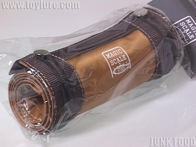 JUNK FOOD item: R-7711 マジックスケール70