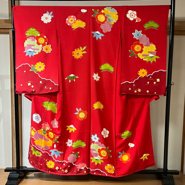 七五三 四ツ身女の子着物 正絹 仮絵羽 友禅 鮮やか赤 梅 可愛いうさぎ
