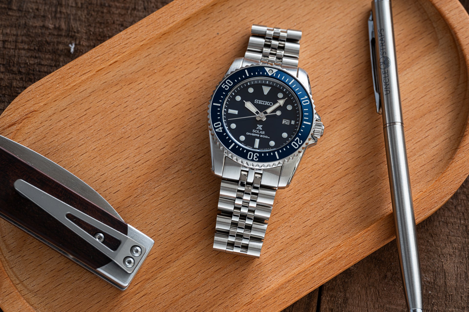 Executive Bracelet (Seiko SNE57x Solar) – Uncle Straps