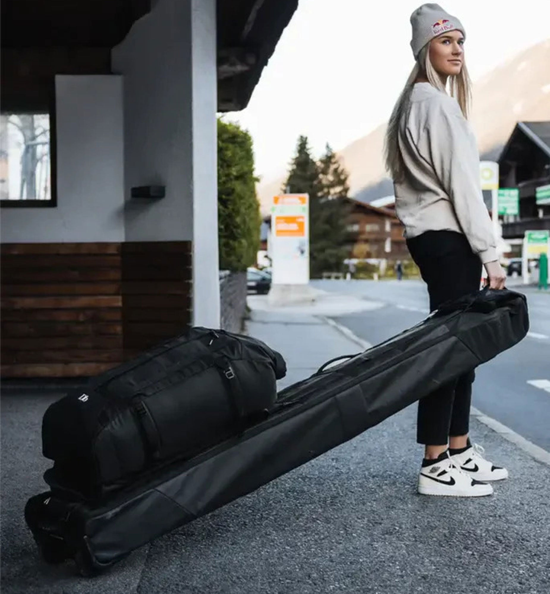 Snow Roller Pro 70L – UPLNDオンラインストア