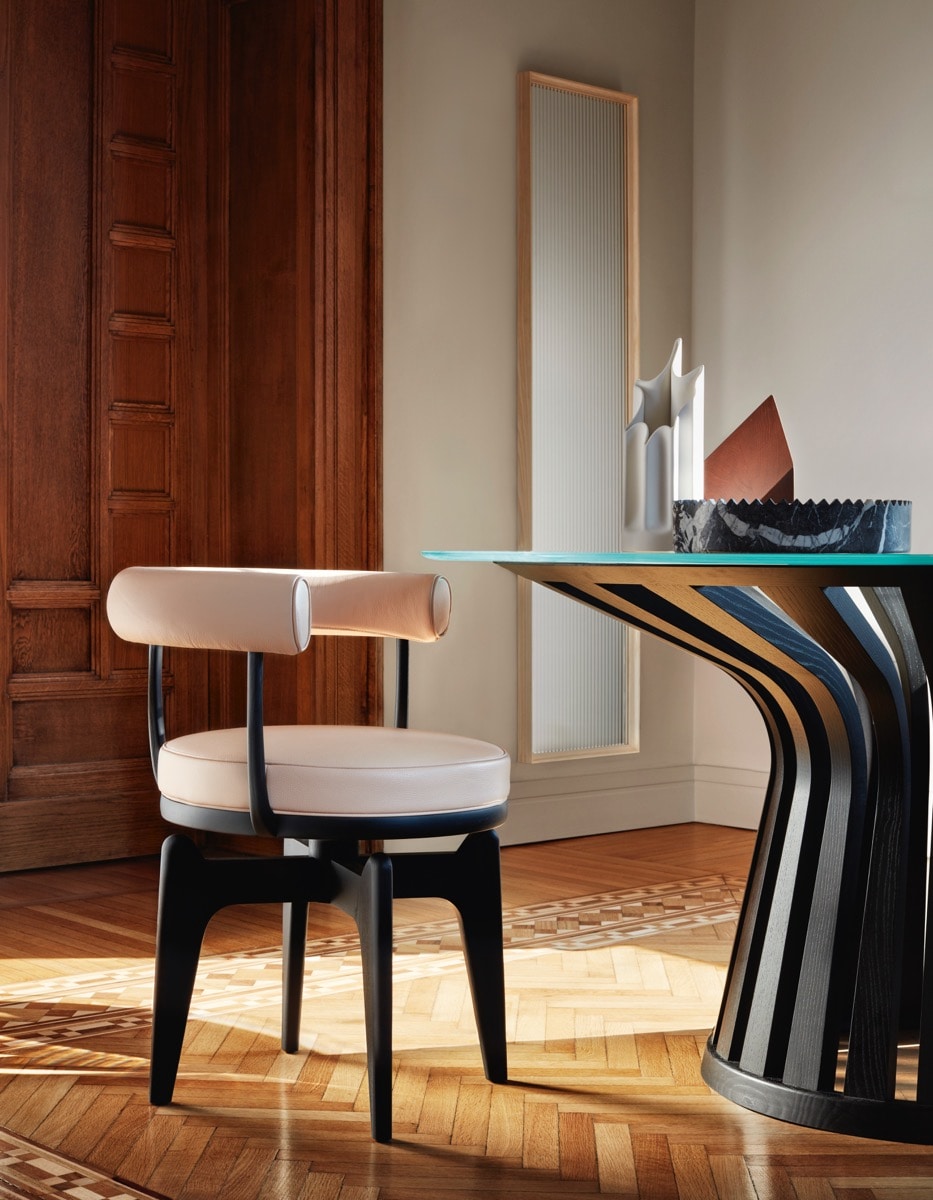 528 INDOCHINE（インドシンヌ スウィベルチェア） Cassina