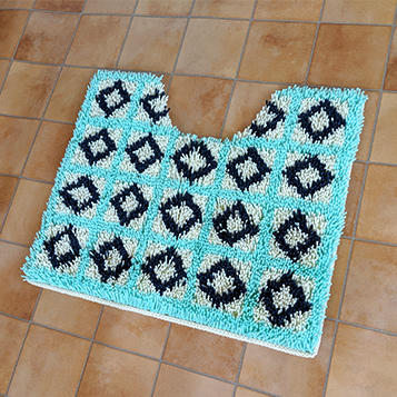 タイル模様のトイレマット｜作品レシピ｜手編みと手芸の情報サイト