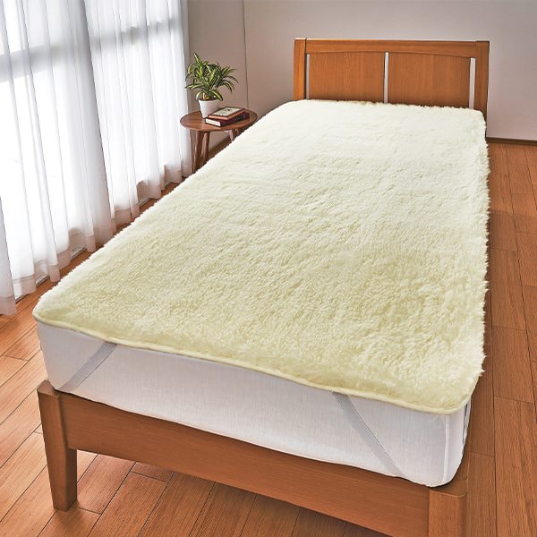 オーストラリア産洗える羊毛敷きパッド(シングル100×210cm): 寝具／は