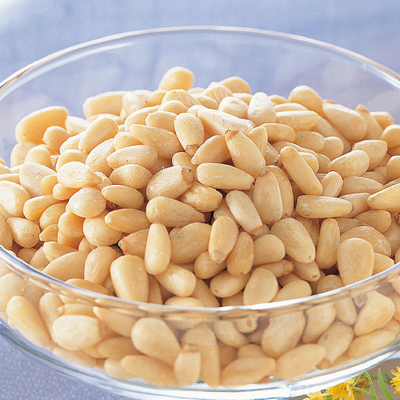 特別価格】松の実 (生)｜コトブキ物産