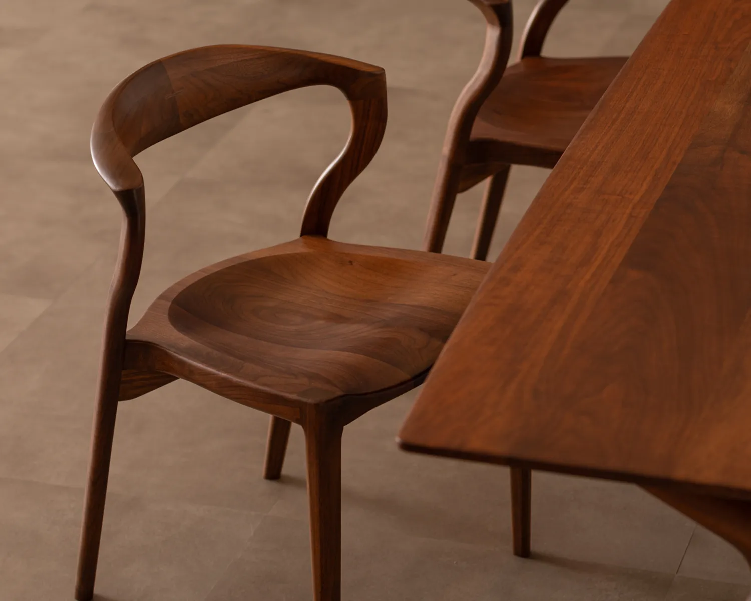 KAMUI CHAIR カムイチェア | 起立木工株式会社