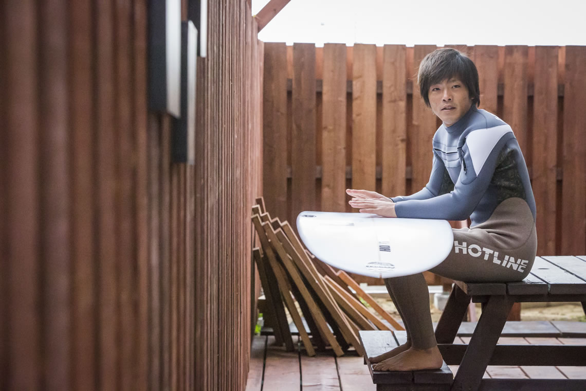 HOTLINEウェットスーツの2019年春夏モデル公式サイト