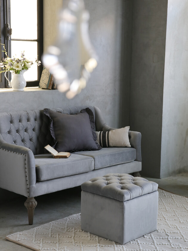 Classicストレージスツールライトグレーベルベット- サラグレース-