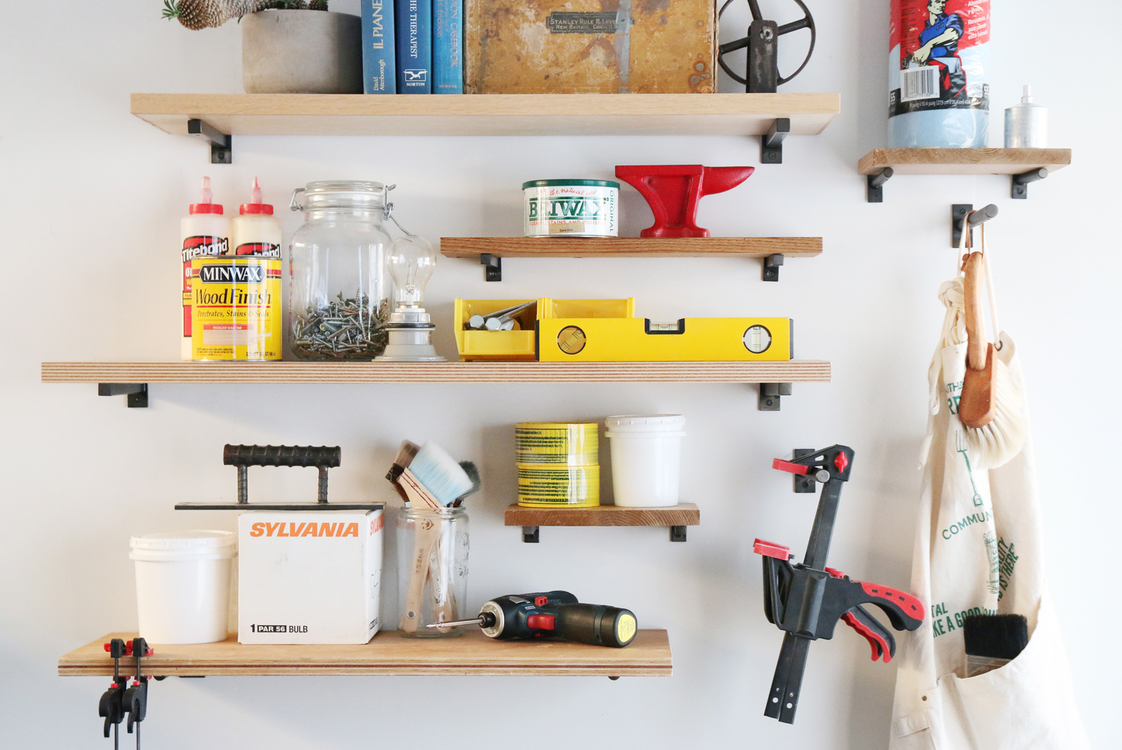 棒棚受け 黒ムラ 角 180 | PS-BK005-04-G141 | 棚受け | 棚パーツ