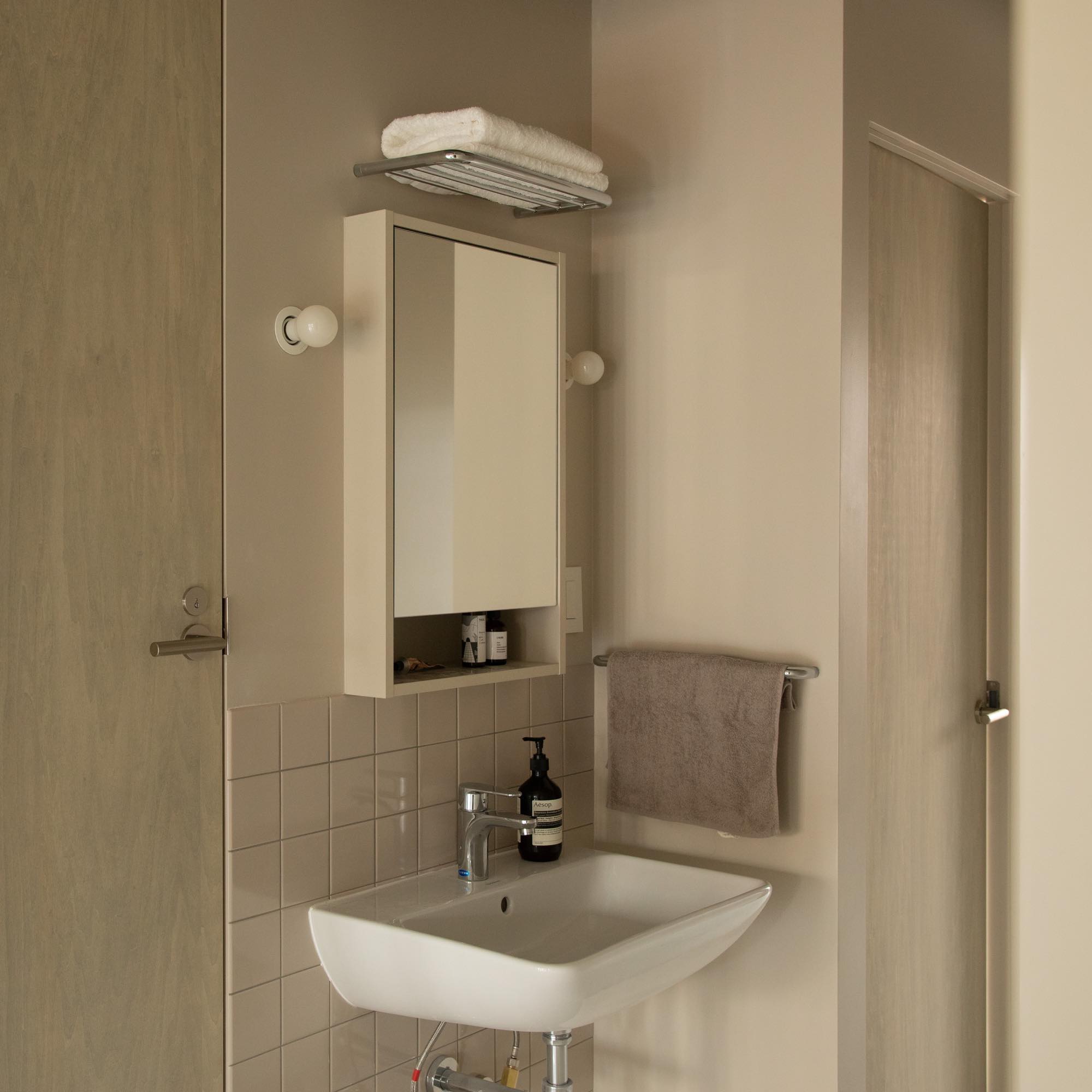 クロップドミラーキャビ サンド W460 | KB-AC025-21-G173 | ミラー