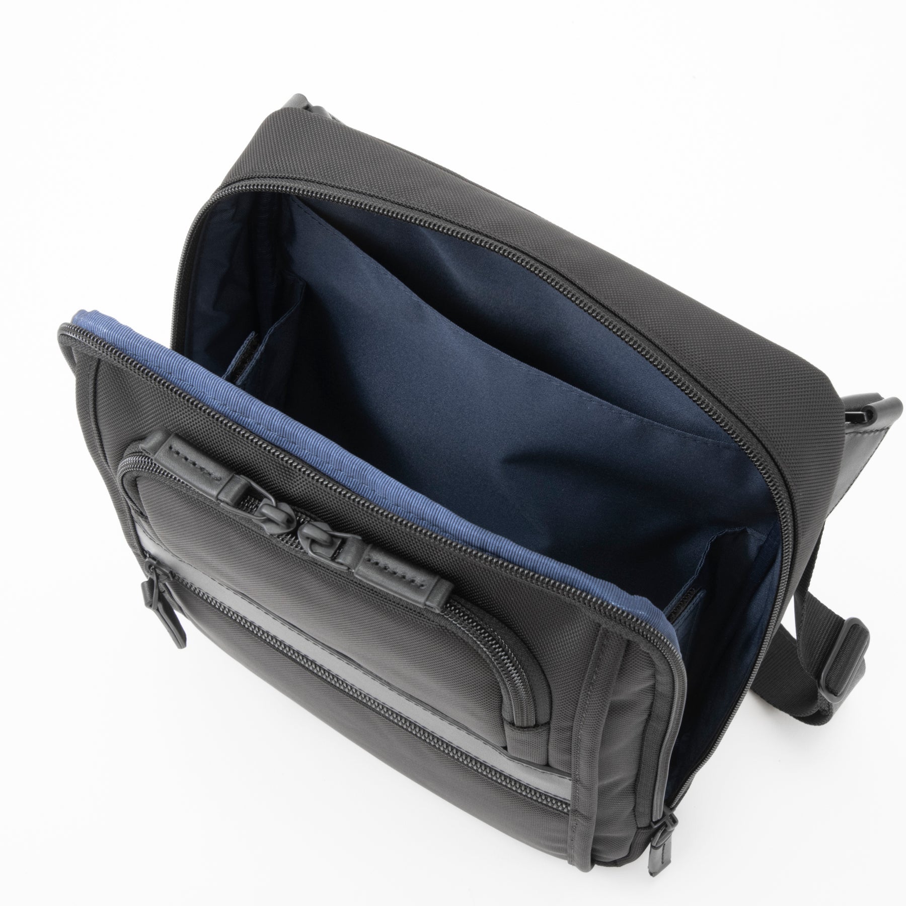 ZEST2 d | Horizontal Shoulder Bag M 81702 – ZERO HALLIBURTON