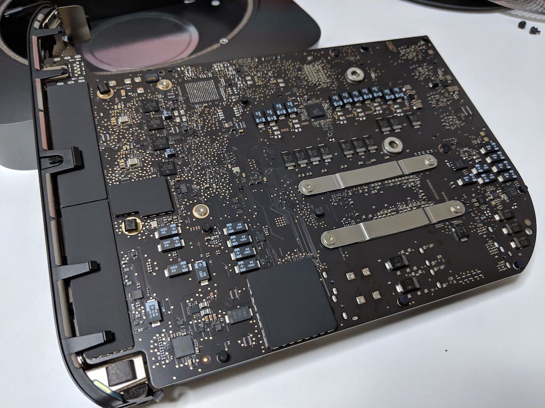 Mac mini 2018のメモリ換装 | AAbrain
