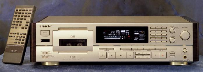 SONY DTC-57ESの仕様 ソニー