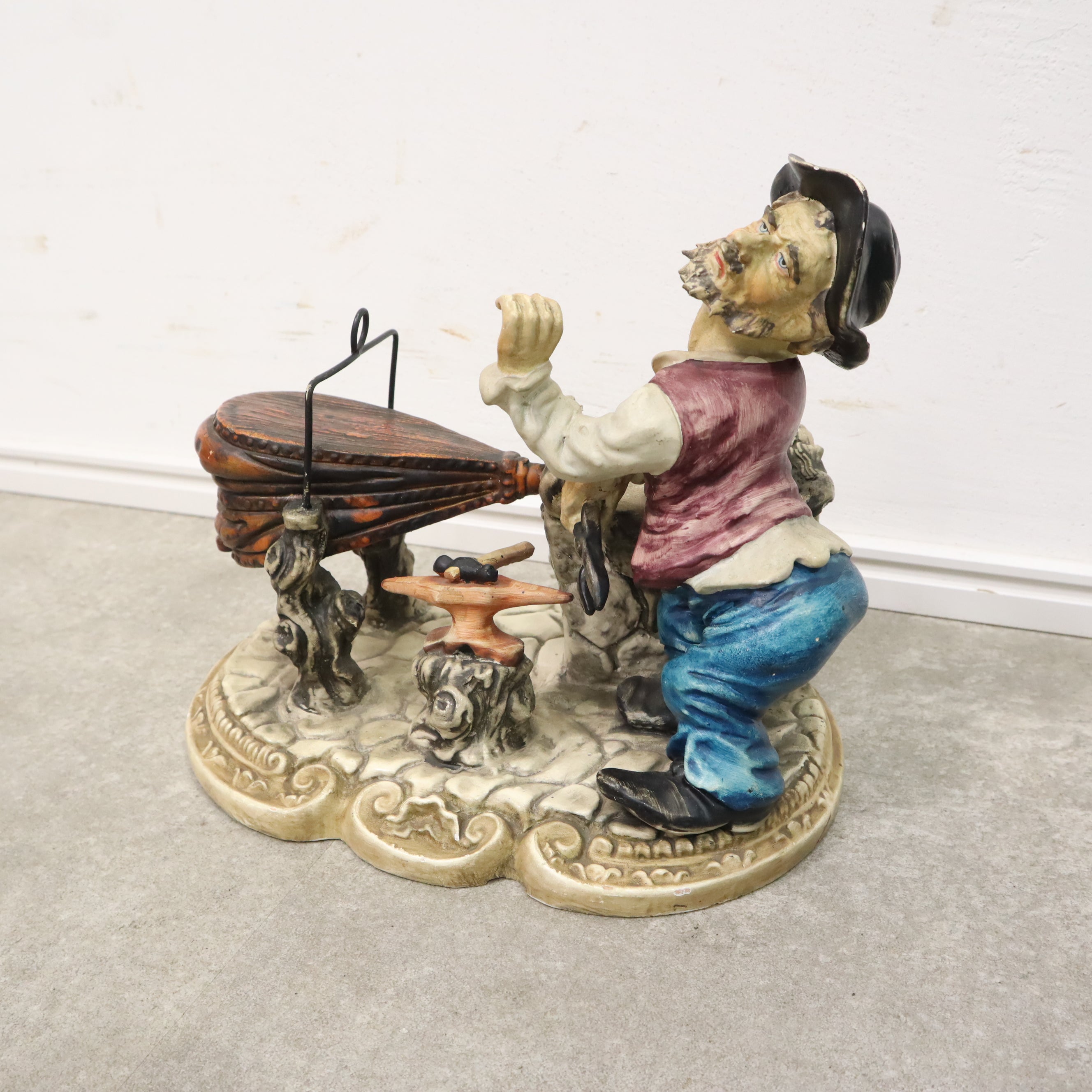 ユニークなおじさんのオブジェ – バナルオンラインショップ（BANUL）の