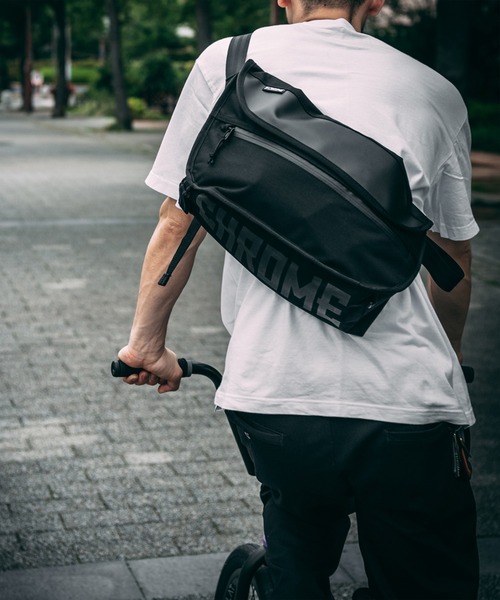 CHROME（クローム）の「［ CHROME / クローム ］SIMPLE MESSENGER BAG