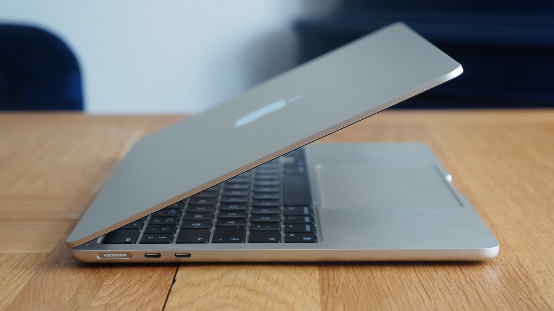 Apple MacBook Air (M2, 2022) review: a notch above the competition