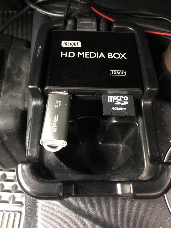 車載用マルチメディアプレーヤー inLight（トヨタ アクア・NHP10）by