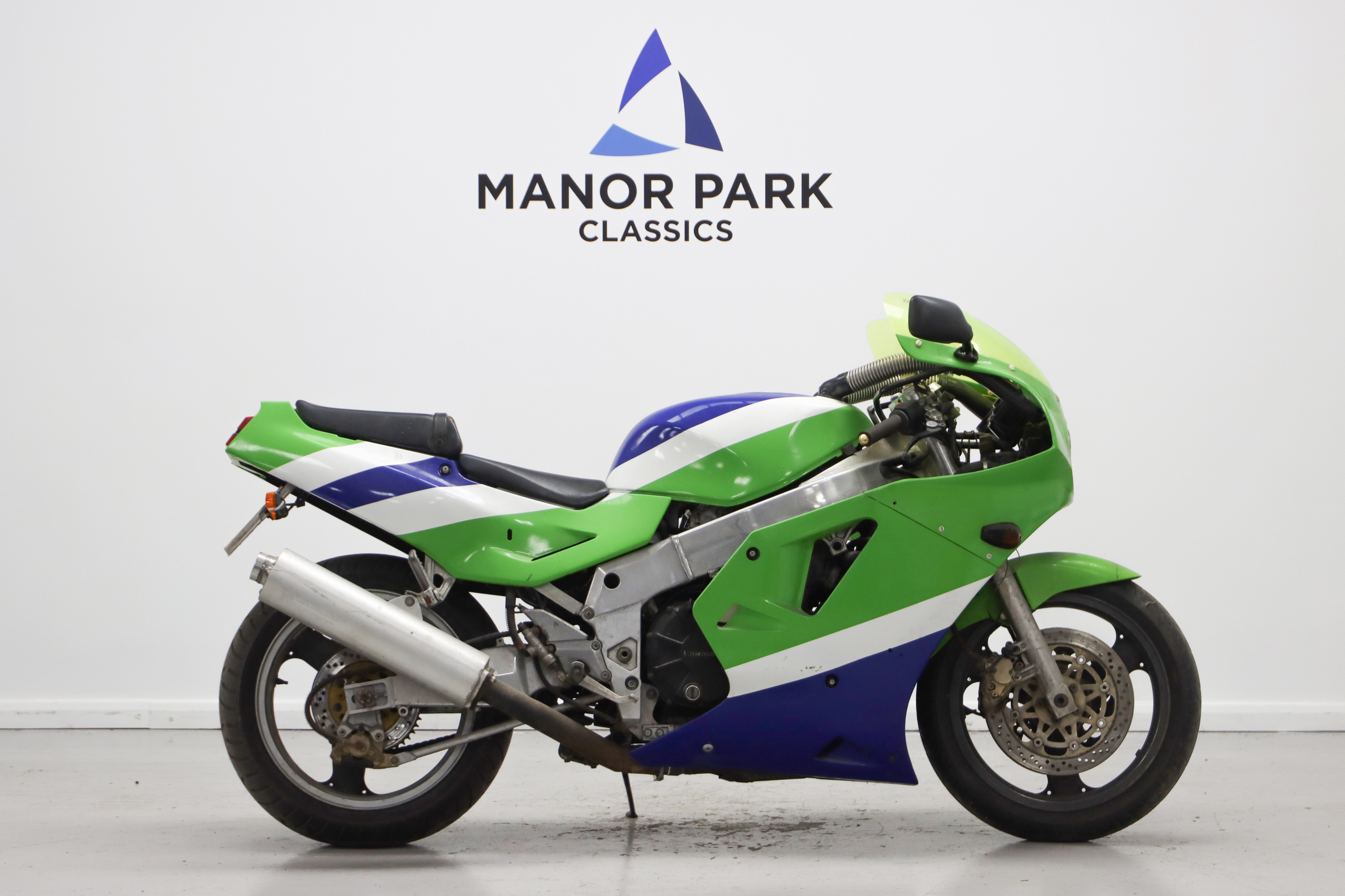 Lot 229 - 1990 Kawasaki ZXR750