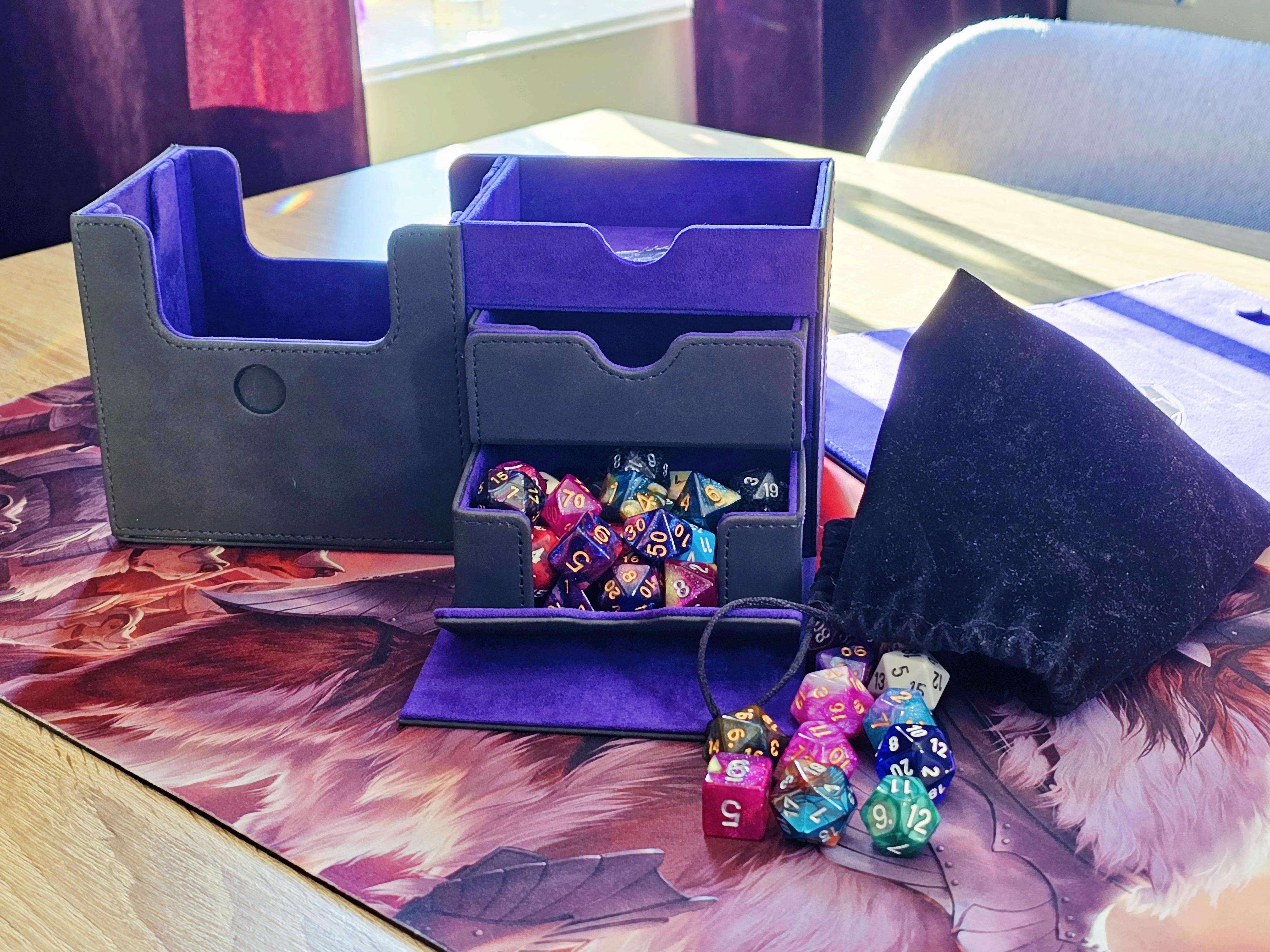 今日、Academic 133+ XL デッキボックスが届いたよ！ : r/mtg