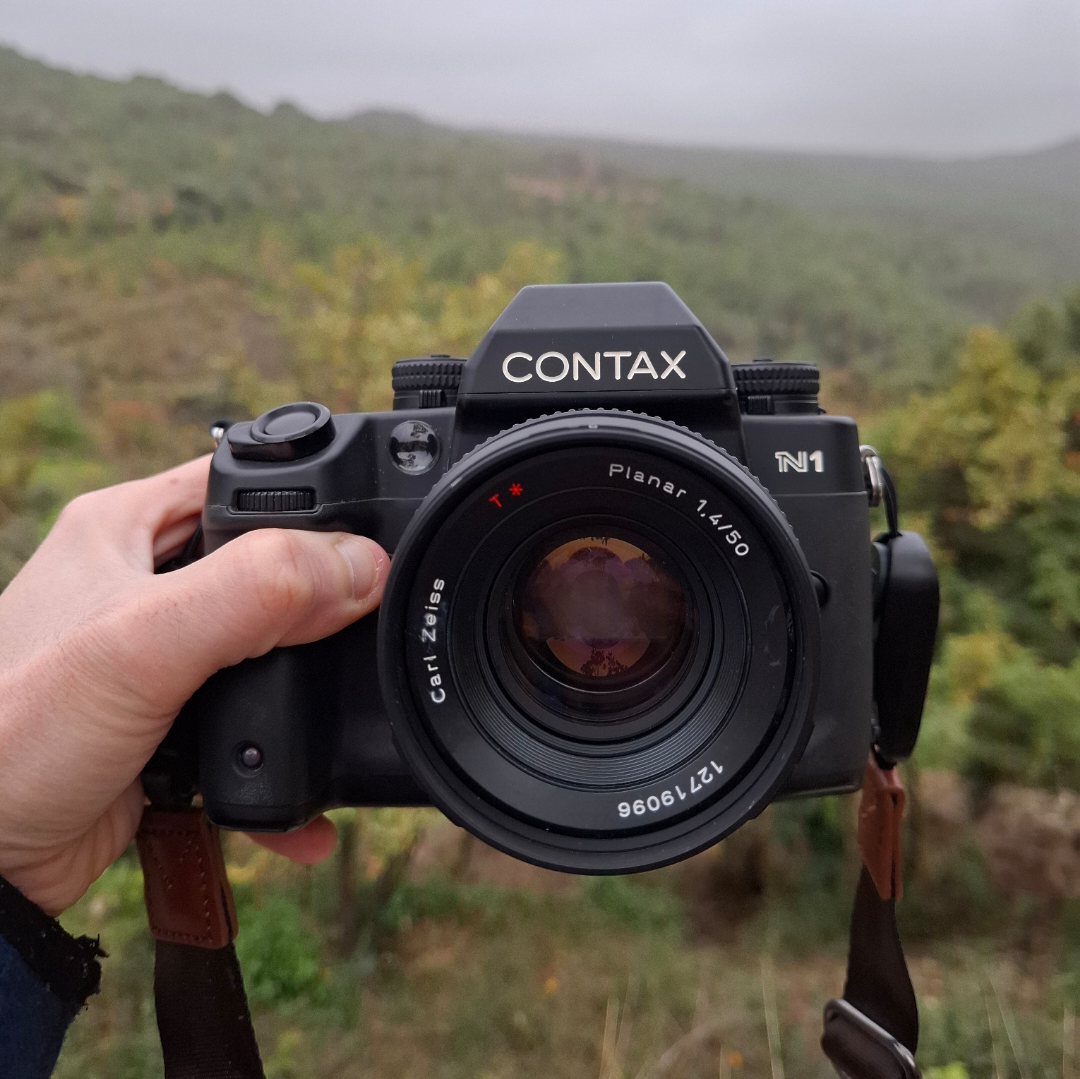 So finally got the 50mm f1.4 for the N1, it's a big chunk : r/contax