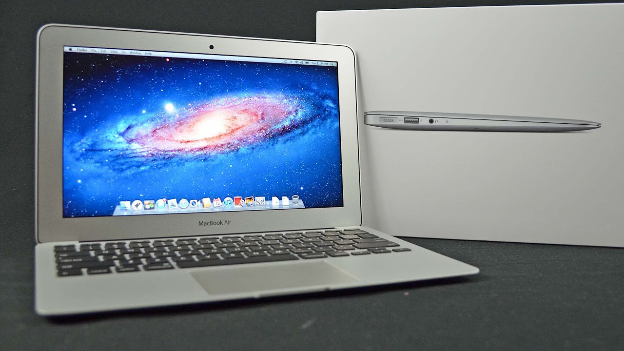 New Apple MacBook Air 11