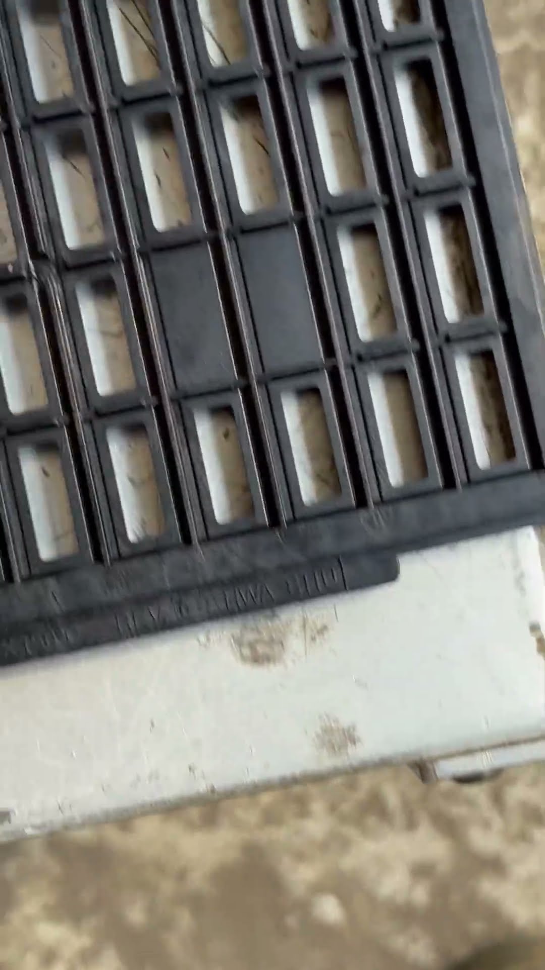 302個。電子部品ICチップRMLV0408EGSB4S2新品同様。未使用。長期保管品