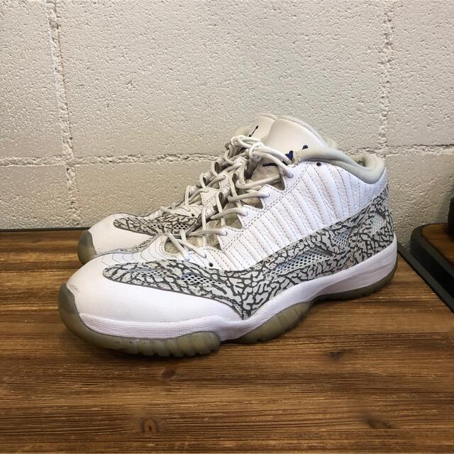 NIKE - ナイキ エアジョーダン11 レトロ ロー 白灰セメントの通販 by