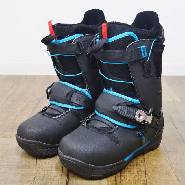 YONEX - 美品 ヨネックス YONEX FLINT AB アキュブレード ステップイン