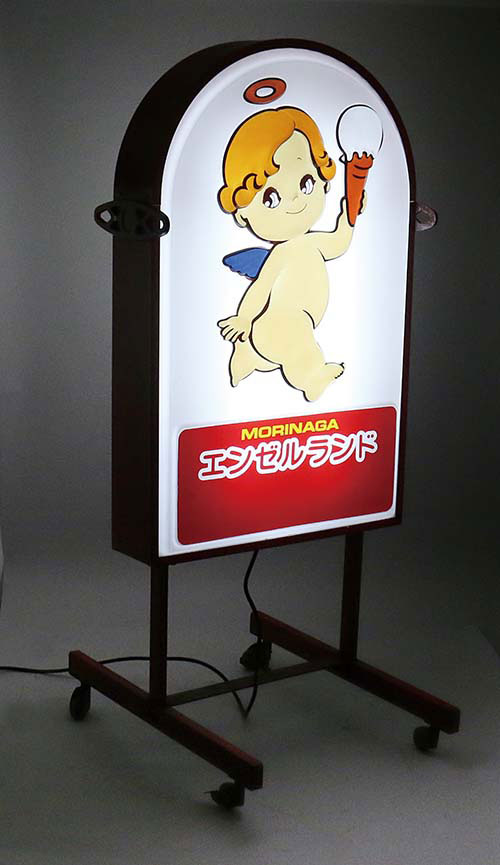 森永乳業、森永製菓 MORINAGA エンゼルランド 店頭看板