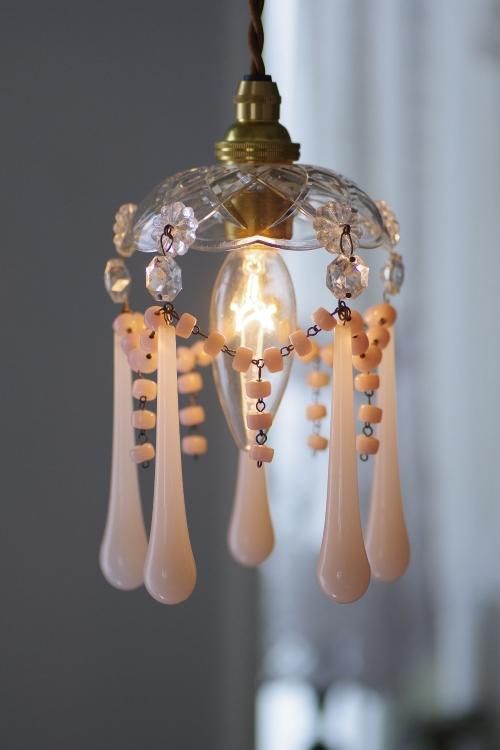 0066fフランスアンティークピンクオパリンガラスドロップミニ