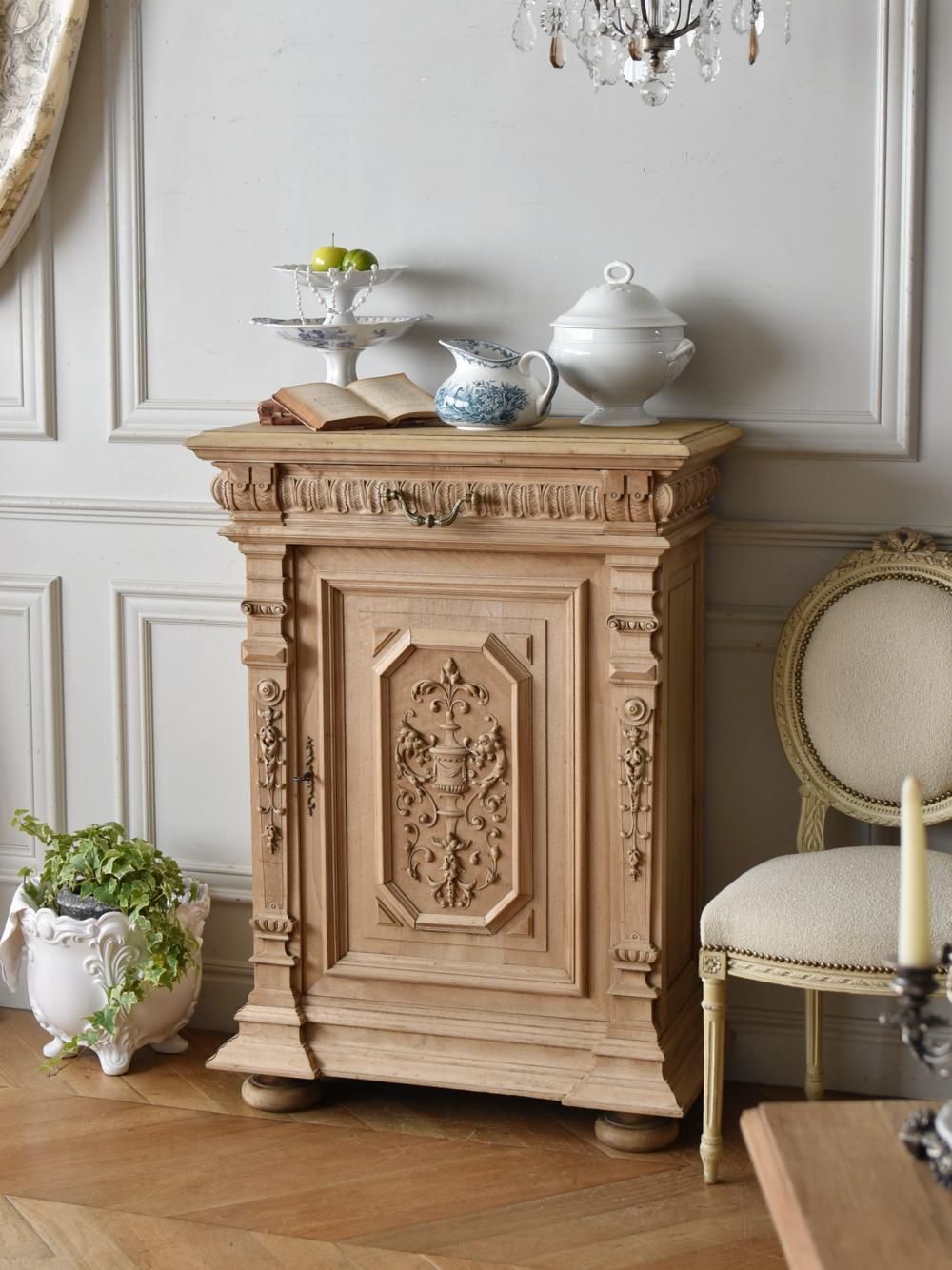 アンティークキャビネット.8 フレンチキャビネット 剥離 コンソール