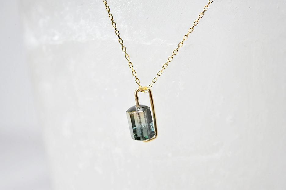 tgn231 バイカラートルマリンネックレス