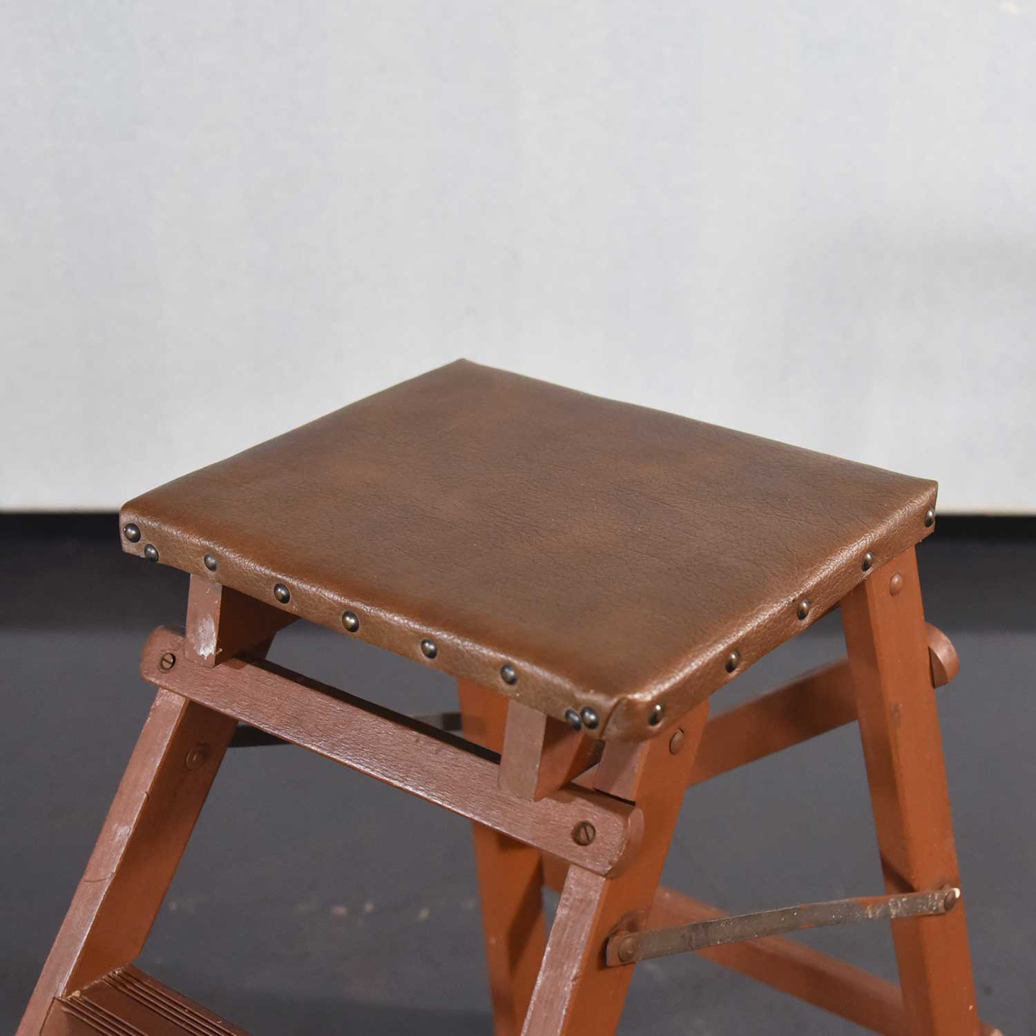 折りたたみステップラダー 脚立/OH-182 – 神戸アンティークウェアハウス