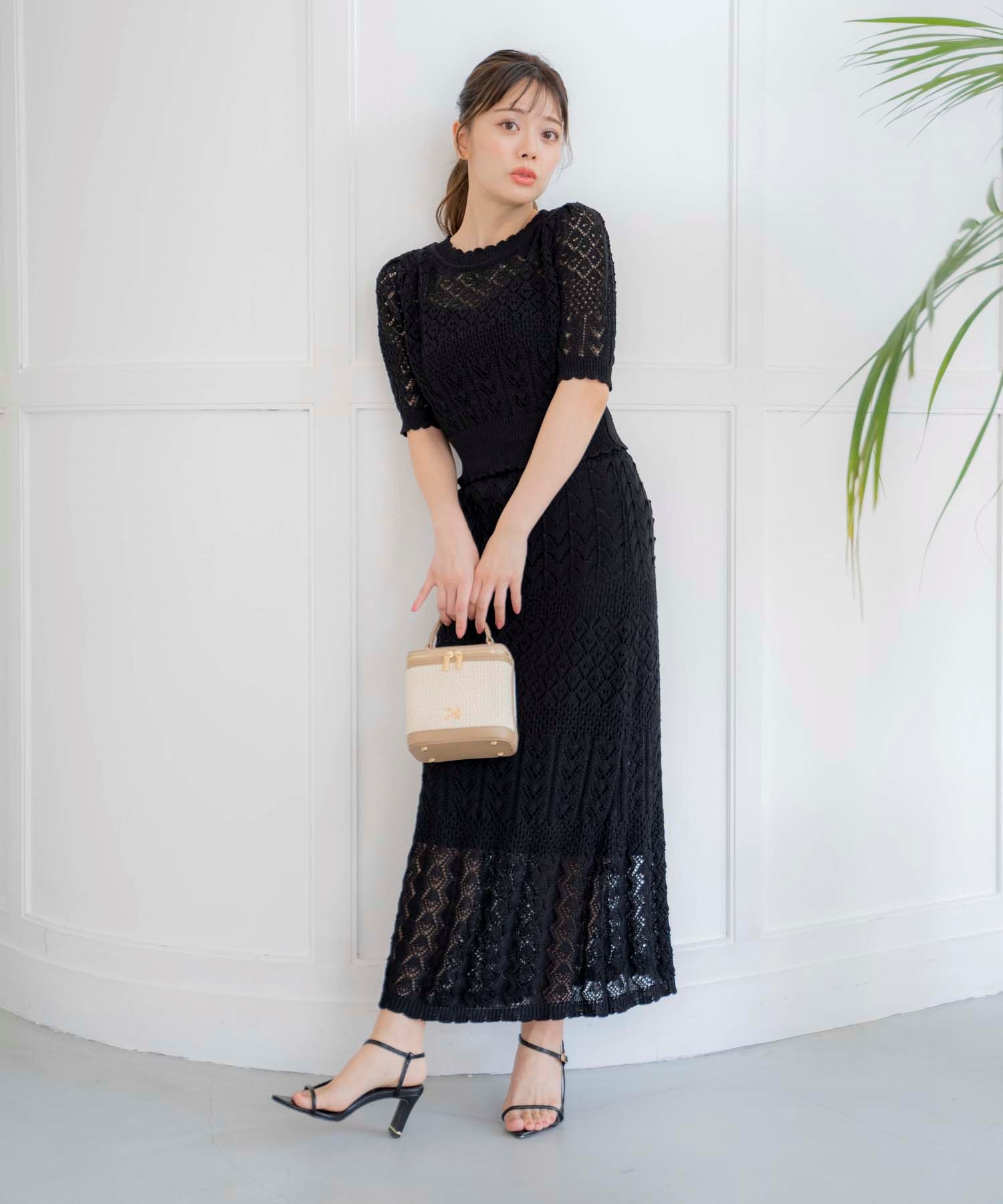 透かし編みニットセットアップ | ニットワンピース | NOELA OFFICIAL