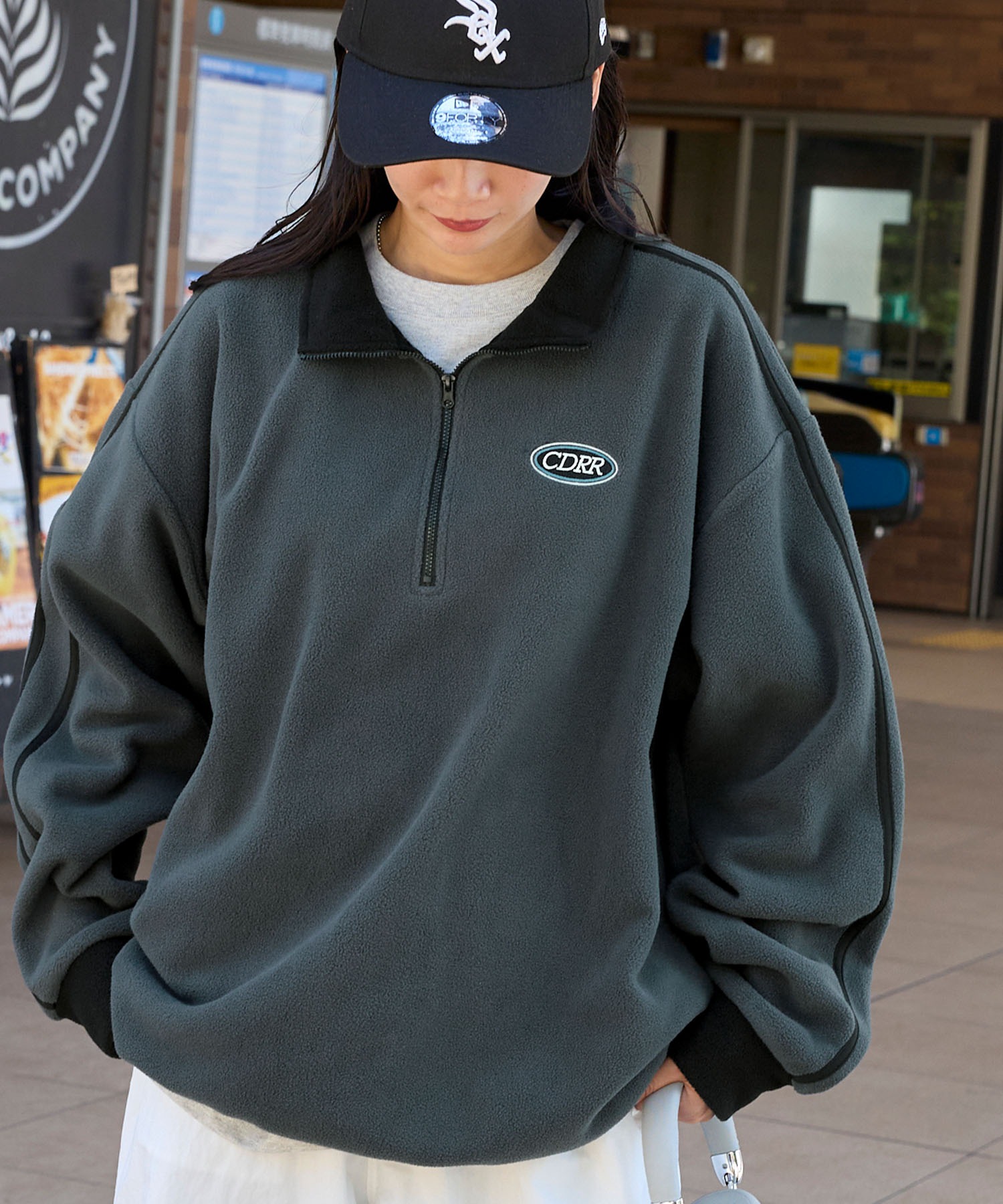 CODDERR】配色 ロゴ刺繍フリースアノラックハーフジッププルオーバー