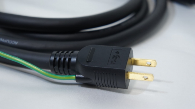 Accuphase アキュフェーズ APL-1 電源ケーブル(2.0m)｜CAVIN 大阪屋