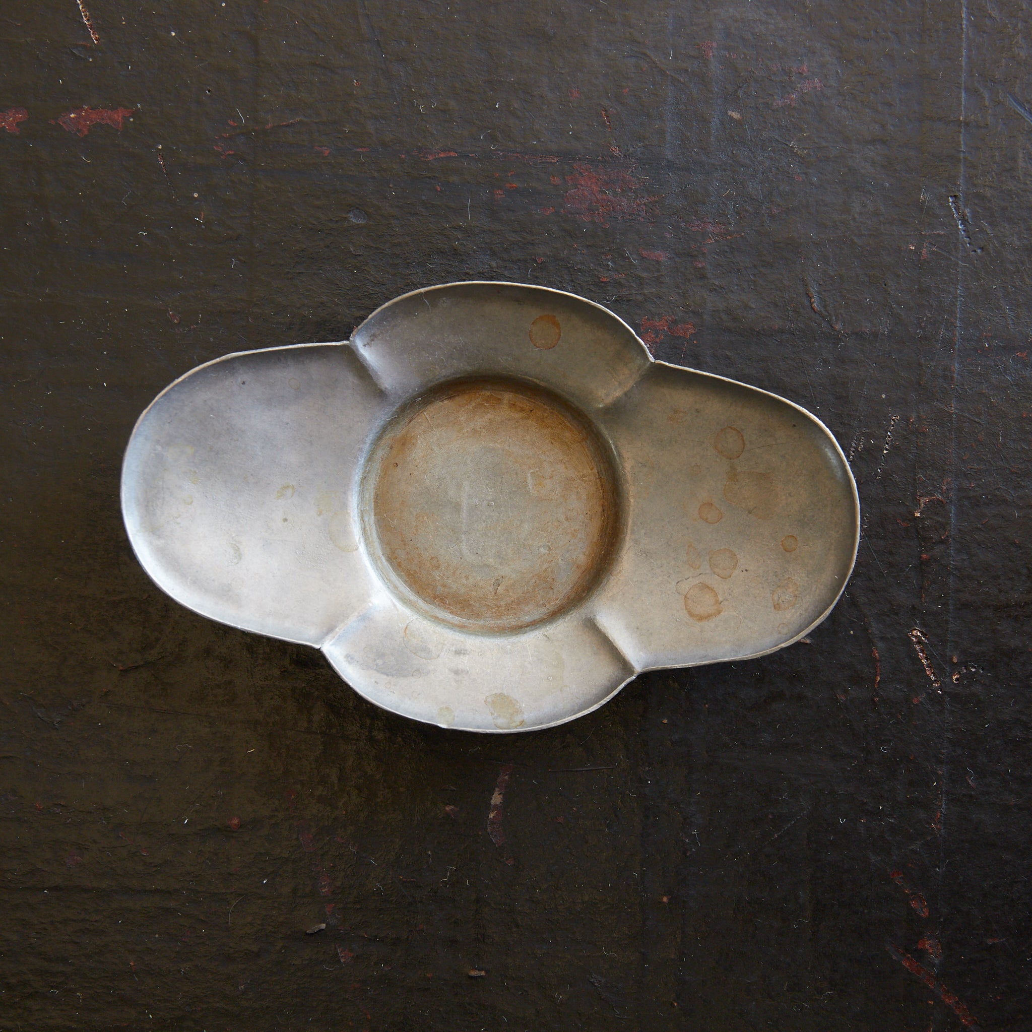 清代 古錫輪花形茶托 5客揃 在銘（1616–1911CE） | 入蘆花（ロカニイル）