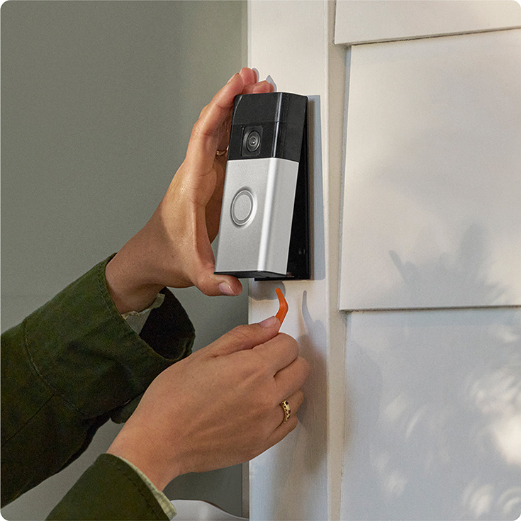 Amazonが防犯カメラ機能付きドアホンと屋外用セキュリティカメラの新