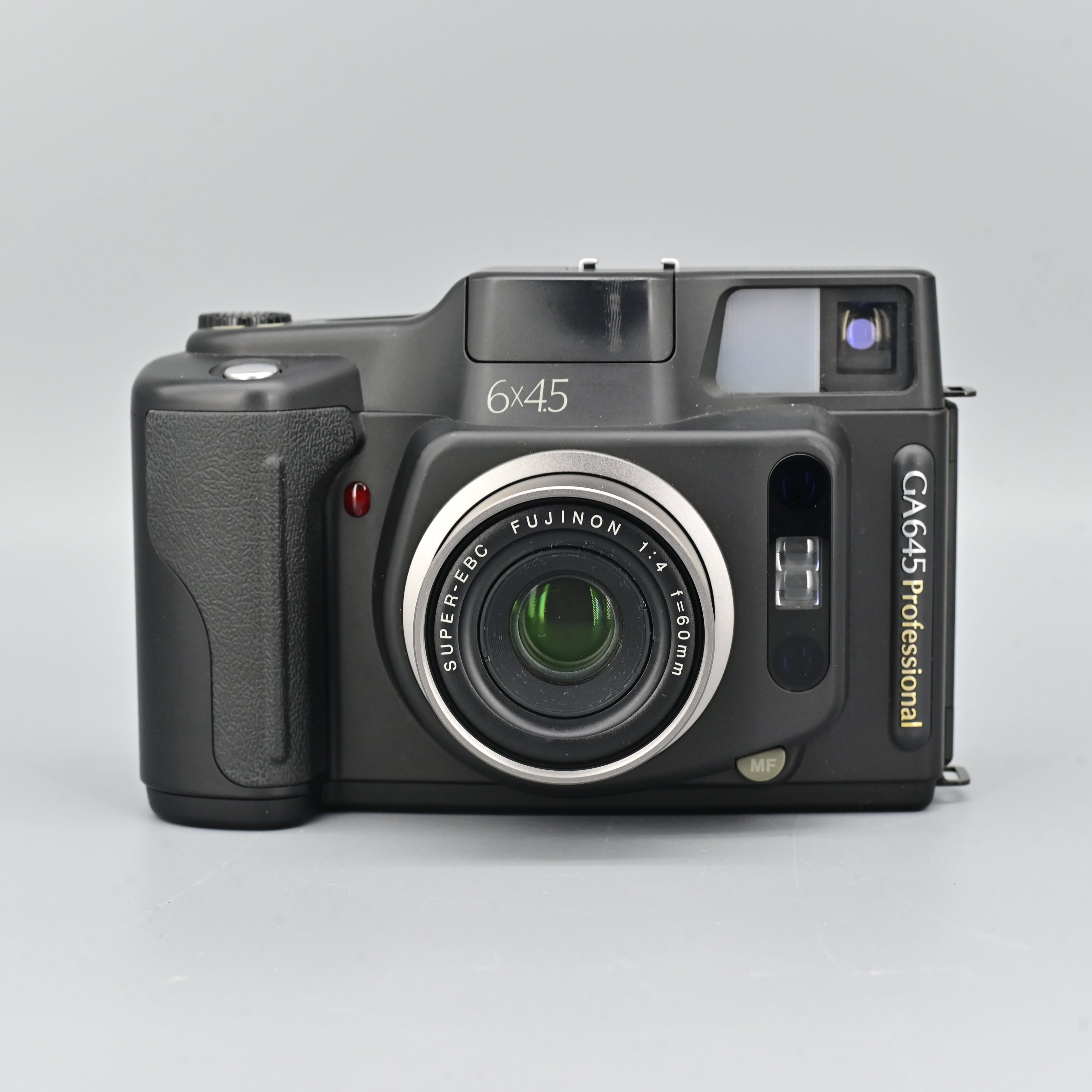 Fujifilm GA645 Professional. – SHOWA