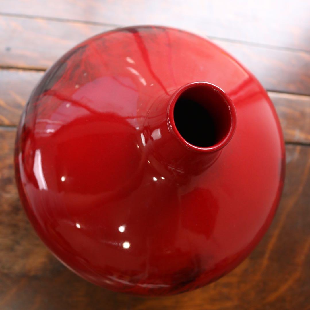 真紅の存在感たるや、英国ロイヤルドルトン ルージュフランベ 花瓶