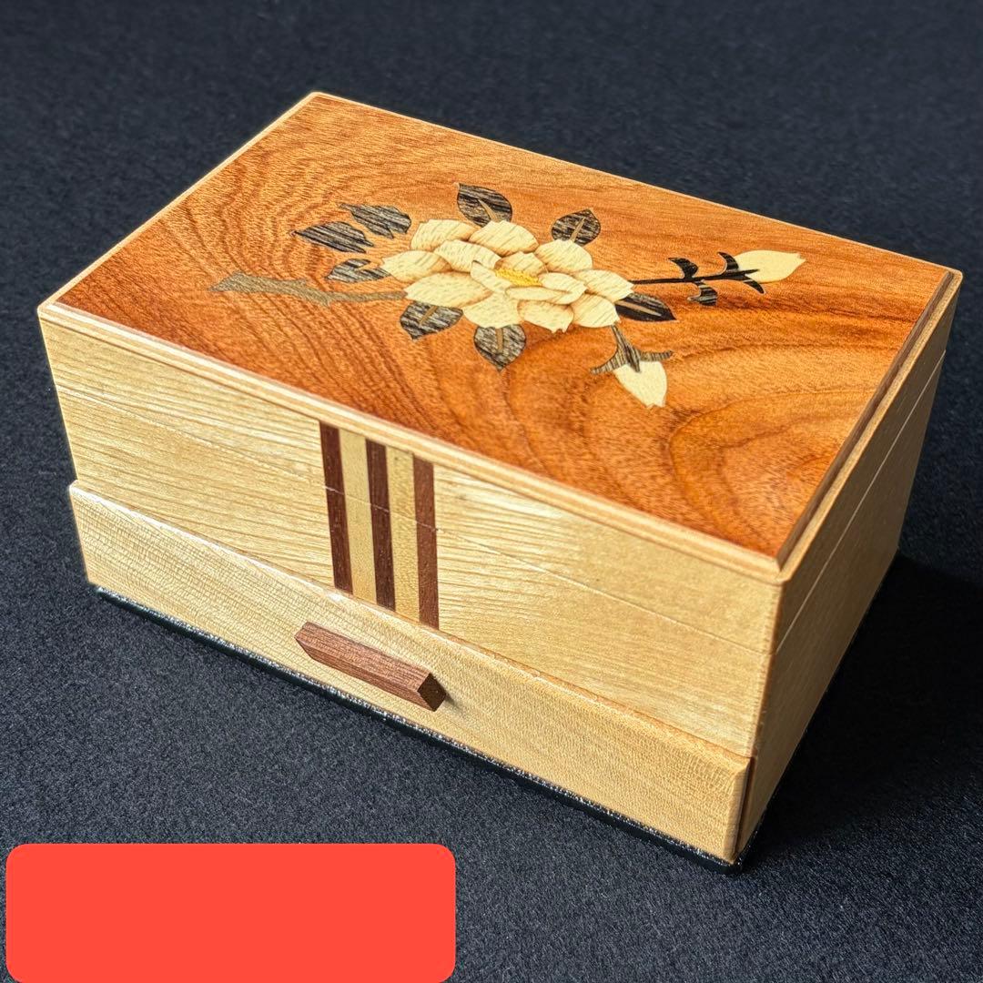 箱根寄木細工 ジュエリーボックス 鏡付き 木象嵌 花柄 伝統工芸品 宝石