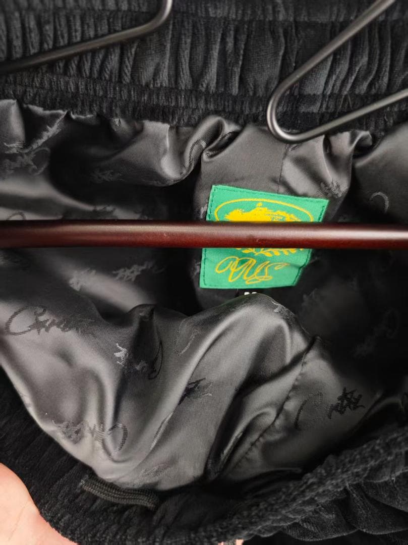 Crazzy ベルベットジャージ上下セット - メルカリ