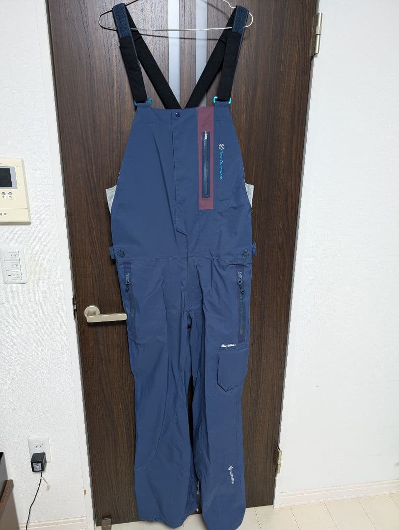 REW 22-23 REALITY リアリティー 上下セット 最終価格！ - メルカリ