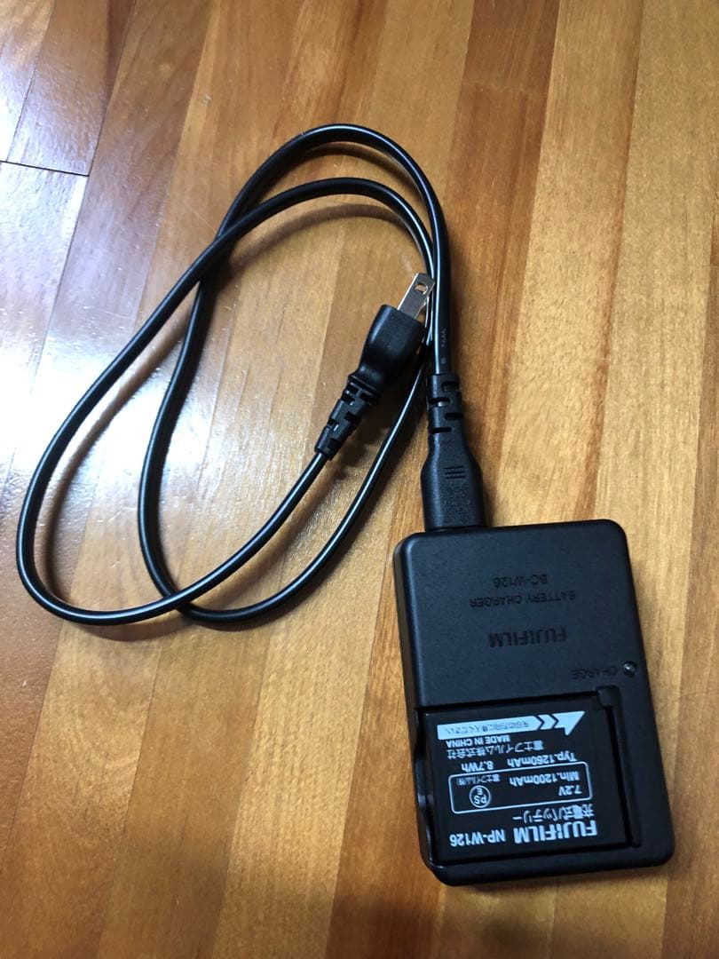 FUJIFILM FinePix HS30EXR 充電器あり - メルカリ