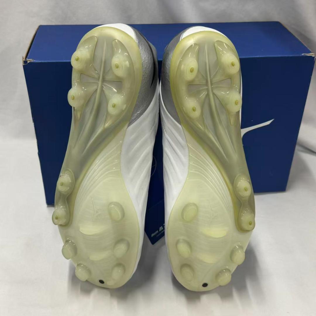 Mizuno ミズノ　レビュラ V1　P1GA188109　25.5cm